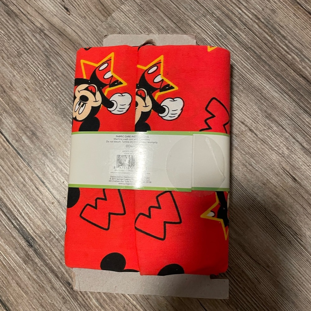 Disney Mickey Mouse Red Poplin Fabric - Picture 3 of 3